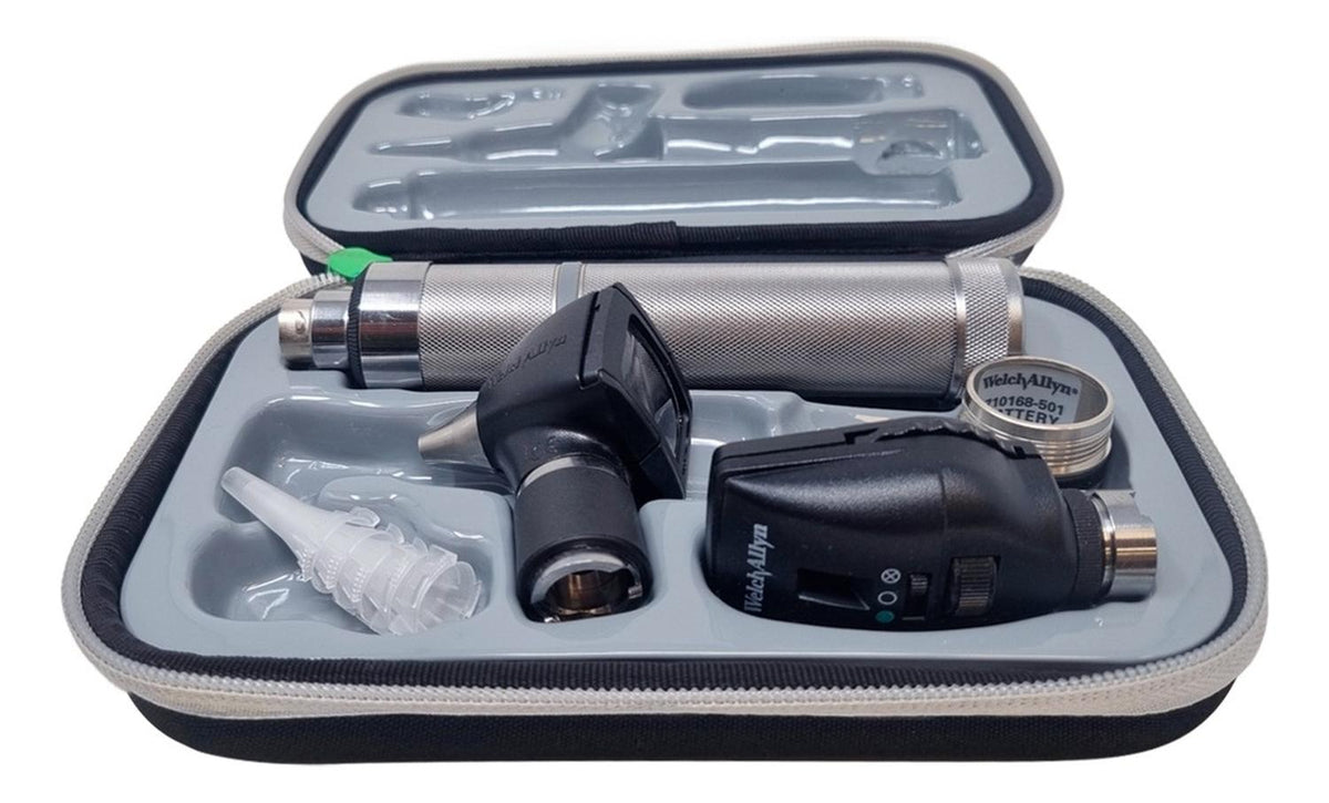 Estuche de diagnóstico recargable Welch Allyn 3.5V para examen físico, con componentes visibles en la imagen.