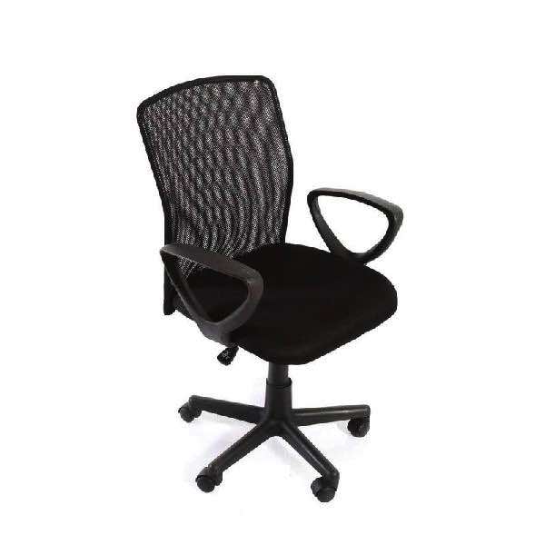 Silla ejecutiva para médico MSI Beracah Médica en color negro, con respaldo ergonómico y asiento acolchado.