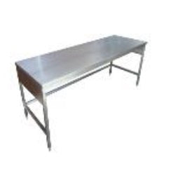 Mesa baja MSI de 150 cm con cubierta de acero inoxidable, dimensiones 150x70x75 cm, en un entorno de oficina moderna.