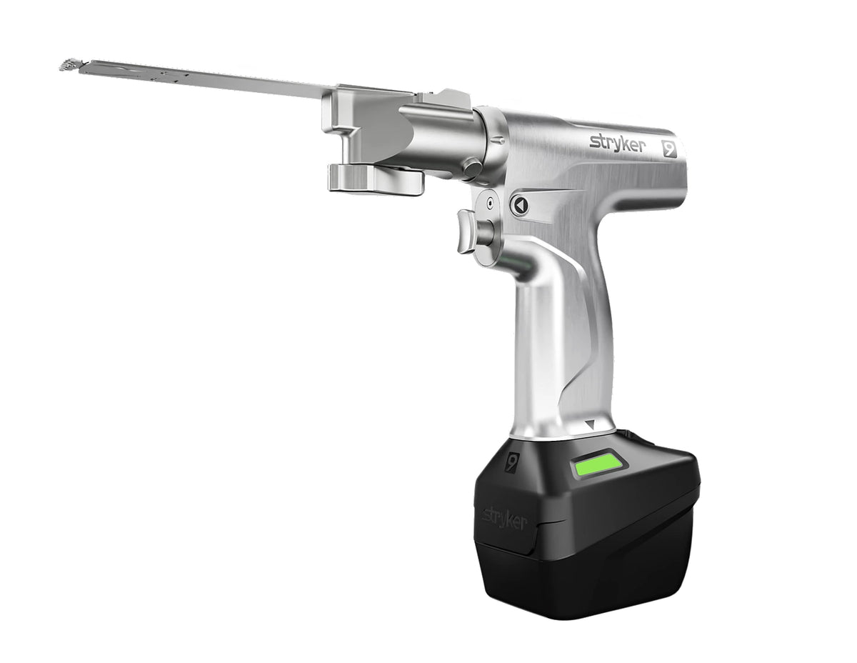 Sierra sagital del sistema 9 de Beracah Médica, sierra para corte con hoja afilada y mango ergonómico para cirugías.