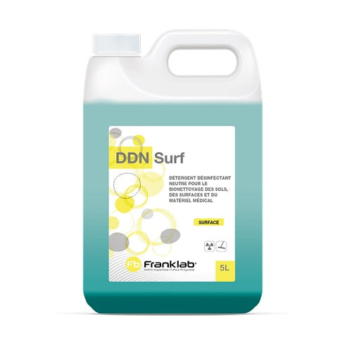 Bidones de 5L de detergente desinfectante neutro Beracah Medica para limpieza y desinfección de pisos, superficies y equipos médicos.