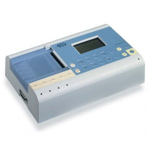 Electrocardiograma de 3 canales Beracah Medica modelo BTL-08 SD3 con pantalla y cables para monitoreo cardíaco.