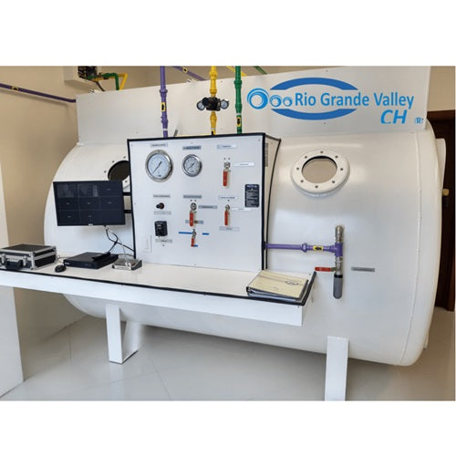 Cámara hiperbárica tipo multiplaza Beracah Medica para 4 pacientes, modelo VG-140, compresor libre de aceite de 8 HP.