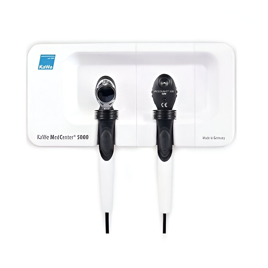 Set de diagnóstico MedCenter® 5000 de pared con otoscopio LED y oftalmoscopio E56, incluye módulos, mangos KaWe y kit de montaje en pared.