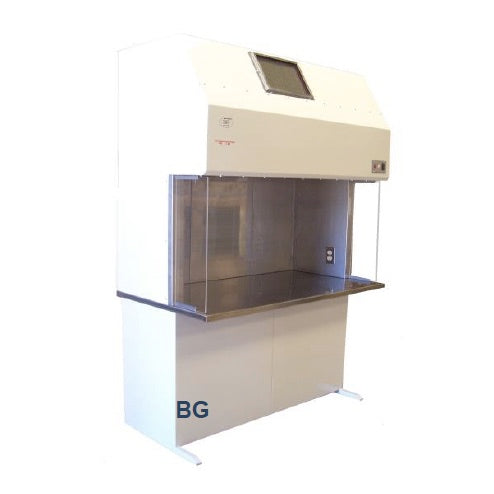 Campana de flujo laminar vertical Beracah Medica de 80x70x225 cm con luz UV y base cerrada para laboratorio.
