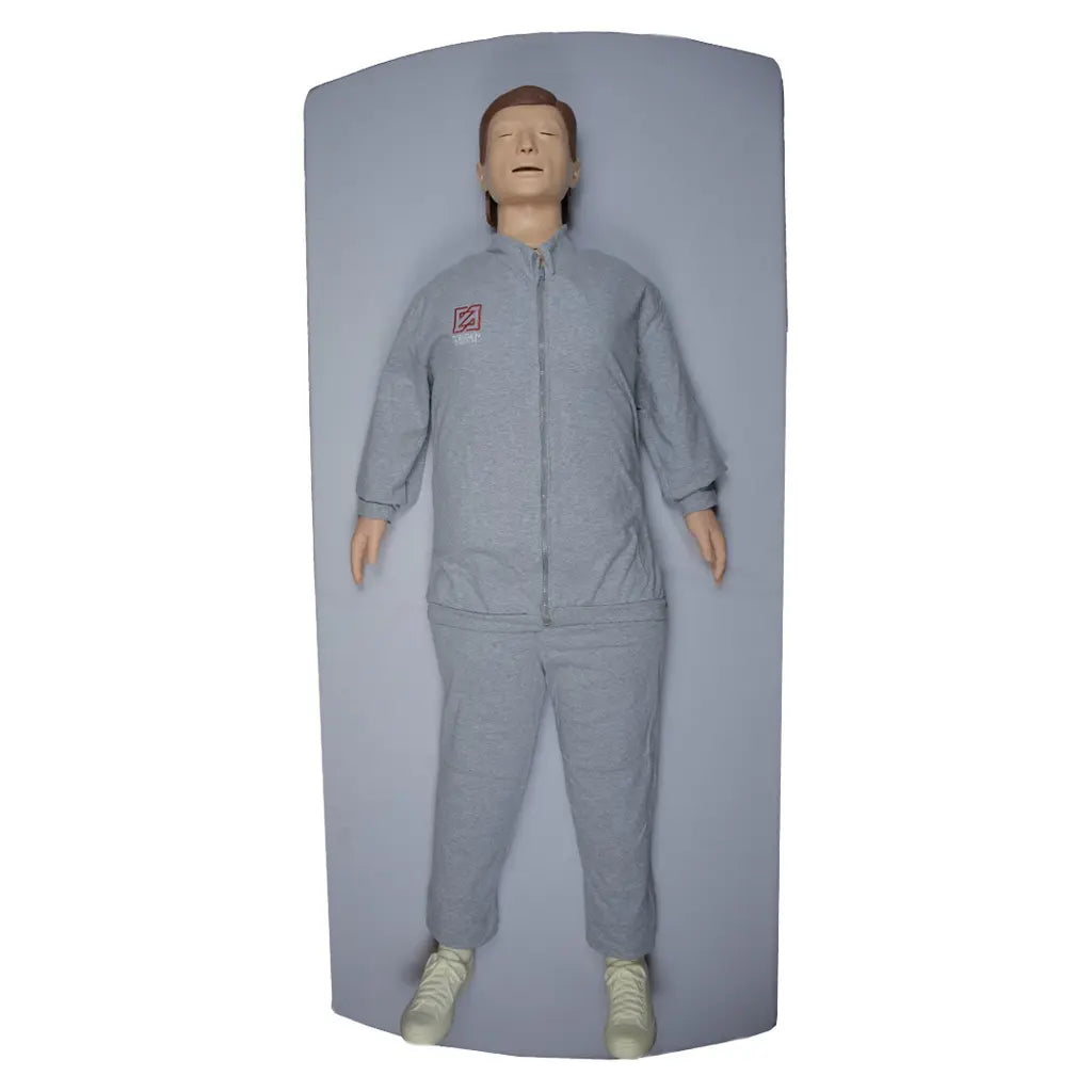 Maniquí de entrenamiento para RCP adulto premium inalámbrico de Beracah Medica, modelo de alta calidad para prácticas de reanimación.