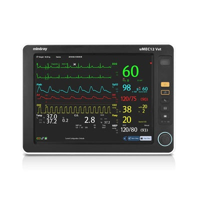 Monitor de signos vitales veterinario Beracah Medica uMEC 12 con capnografía y pantalla, usado en atención veterinaria.