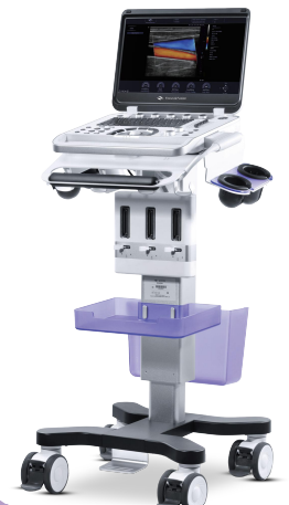 Ultrasonido portátil para evaluación de mama Beracah Medica modelo Finus 70, muestra pantalla y controles en un entorno clínico.