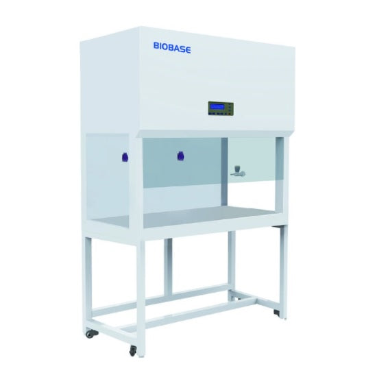 Campana de flujo laminar vertical de 5.5 pies de la marca Beracah Medica, con vidrio y estructura metálica para laboratorio.