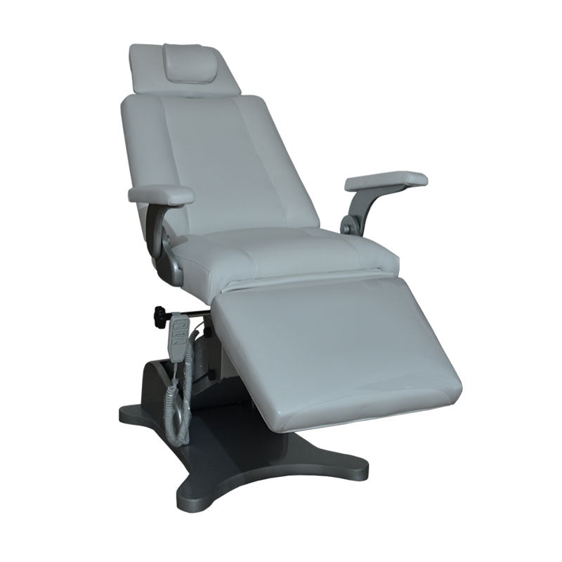 Sillón eléctrico para ORL Beracah Medica Mod. MARK I con 3 motores, respaldo y reposabrazos ajustables para otorrinolaringología.