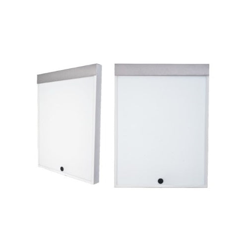 Negatoscopio sencillo LED de Beracah Medica, pantalla plana y iluminada para visualización de radiografías médicas.