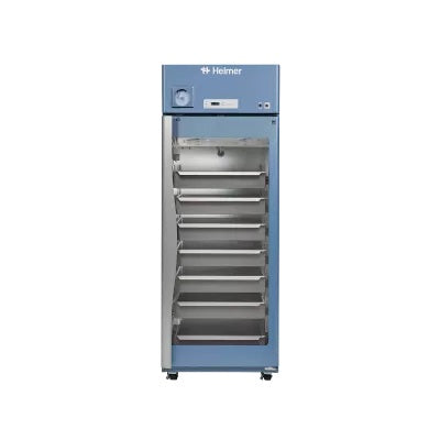 Refrigerador para banco de sangre Horizon Series Beracah Medica, capacidad de 25.2 pies cúbicos, rango de 2°C a 10°C, en sala clínica.