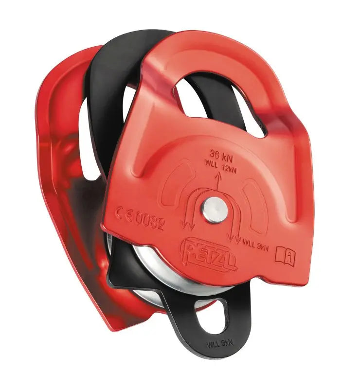 Polea Prusik Twin de Beracah Medica, dispositivo de rescate para cuerda con doble polea en color negro y acero resistente.