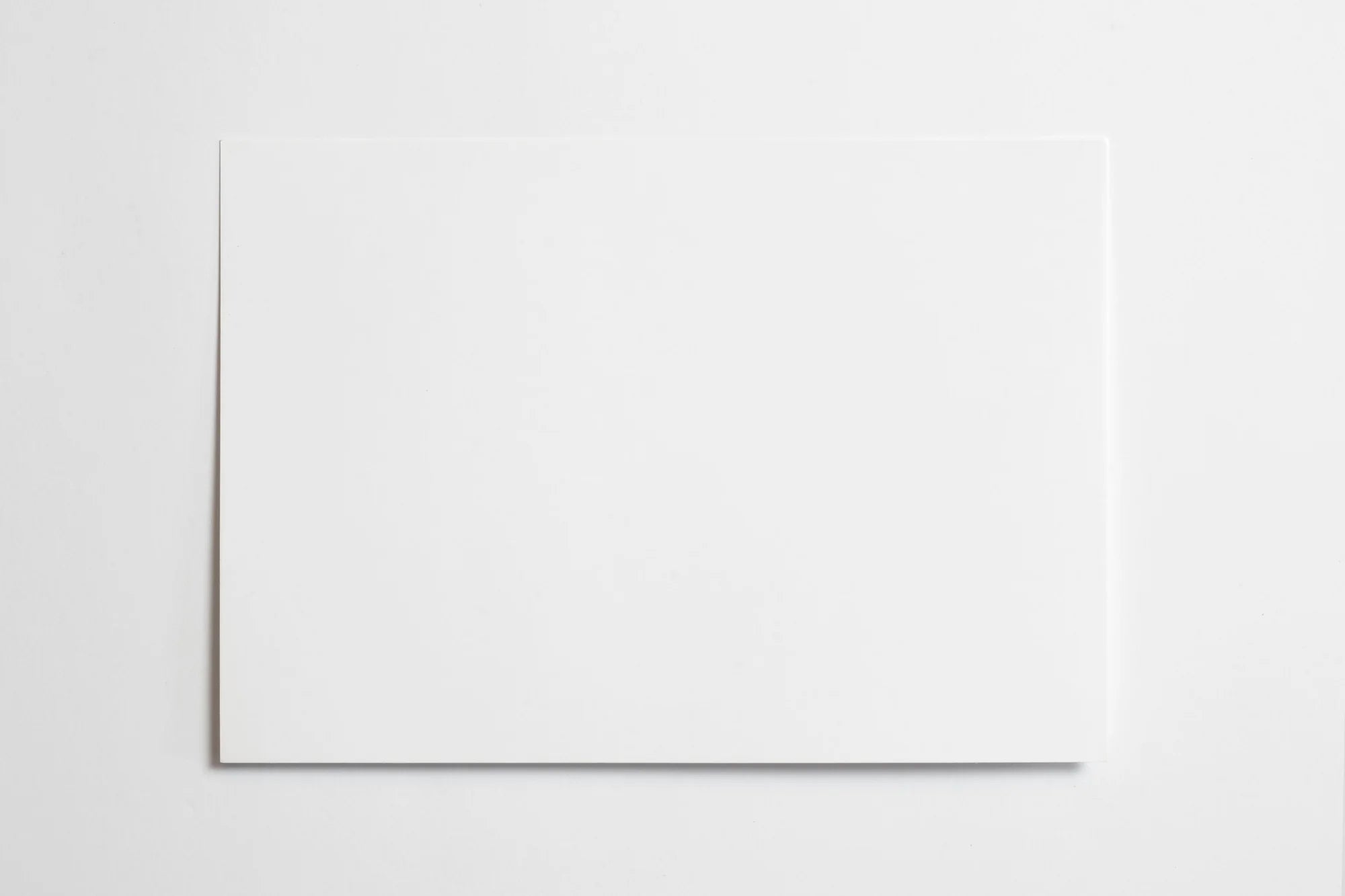 Papel para ECG en Z de 11.2 x 10cm doblado en z, 160 hojas para zgn-60 color rojo