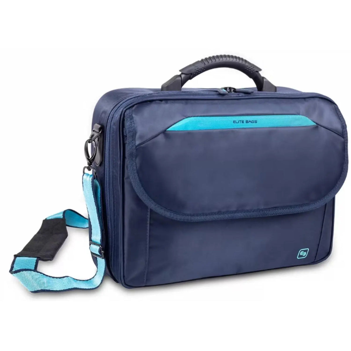 Mochila vacía Beracah Medica Modelo Calls para asistencia domiciliaria, con compartimentos y asas resistentes.