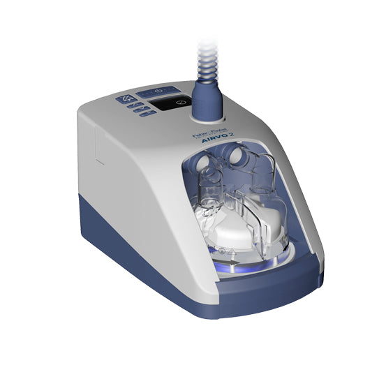 Sistema generador de alto flujo AIRVO 2 de Beracah Medica con humidificador integrado y nebulizador para terapia respiratoria.