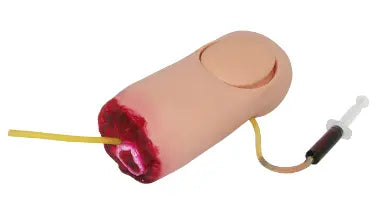 Brazo amputado con hemorragia, simulador de entrenamiento médico Beracah Medica, para practicar técnicas de primeros auxilios.