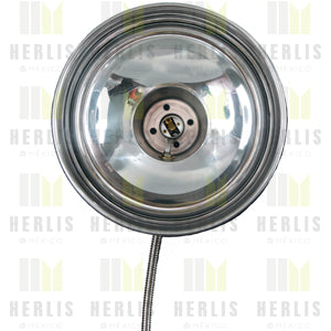 Lámpara de pedestal para exploración con base rodable y chicote, marca Beracah Médica, luz brillante y ajustable.