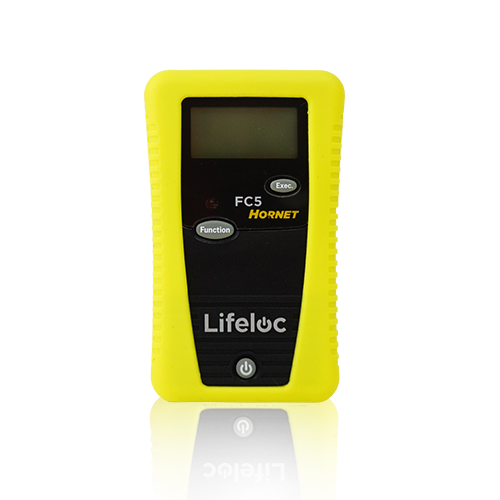 Alcoholímetro Beracah Medica modelo FC5 Hornet, dispositivo portátil para medir el nivel de alcohol en aire expirado.