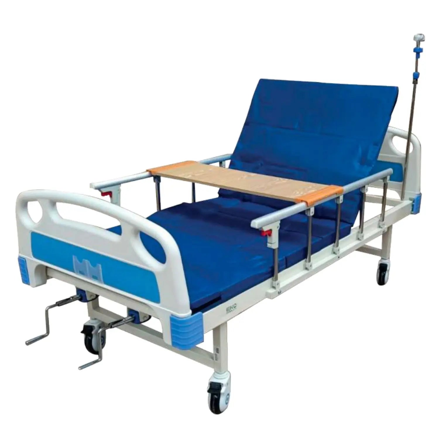 Cama para hospital de lujo con colchon y mesa