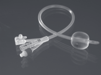 Sonda Foley de silicona con balón de 2 vías y 3cc, marca Beracah Medica, muestra la punta y el balón en la imagen.
