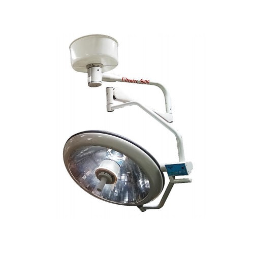 Lámpara quirófano sencilla Beracah Medica Ultratec 5000 con luz halógena y estructura de techo para cirugías.