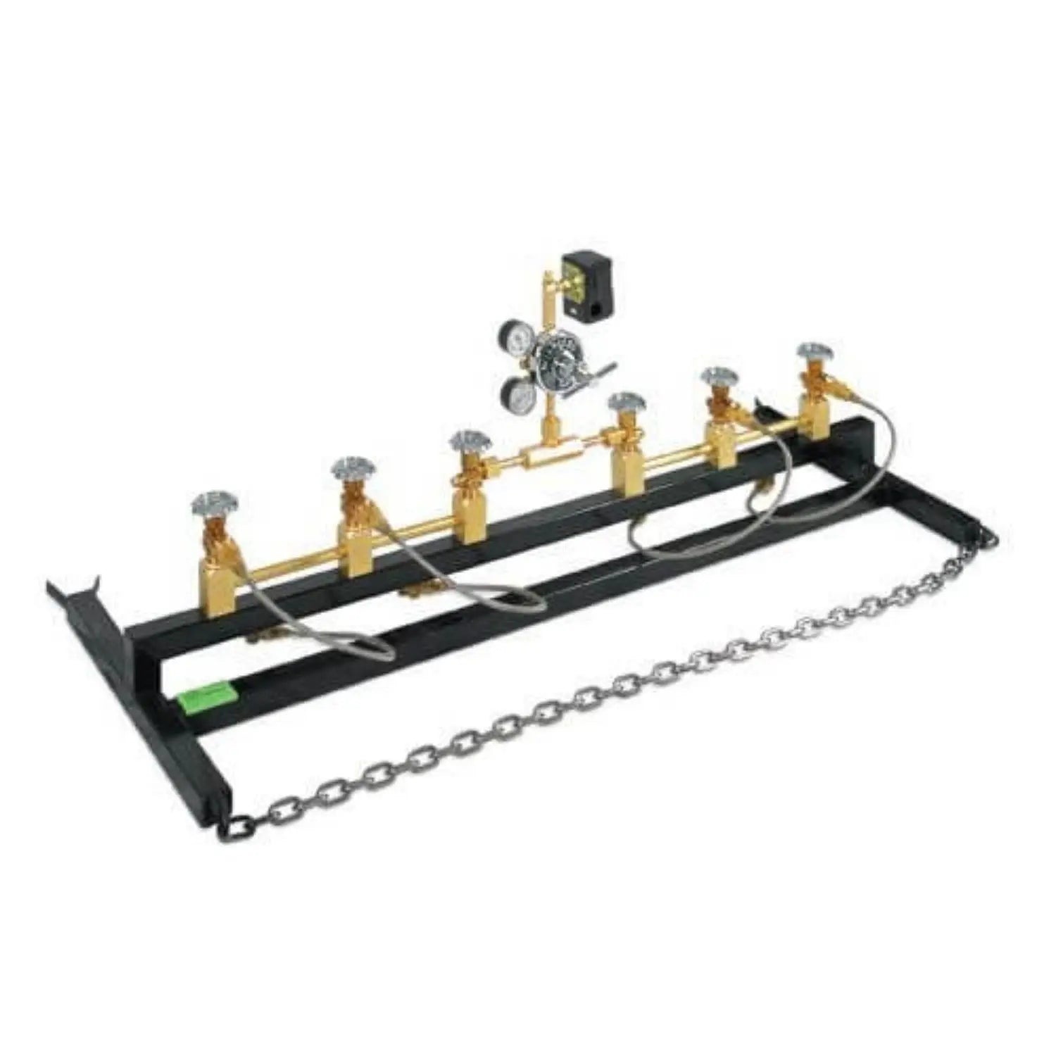 Manifold de cambio ATM 5x5 con línea de vida para gas oxígeno, fabricado por Beracah Médica, en un entorno industrial.