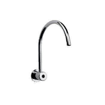 Válvula con sensor de movimiento MSI marca Helvex instalada en un sistema sanitario, diseñada para control automatizado del flujo de agua.