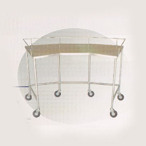Mesa riñón de acero inoxidable Beracah Medica, tamaño 147x65x100 cm, superficie lisa y resistente para uso médico.