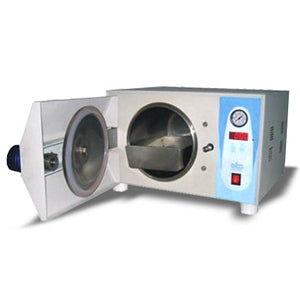 Autoclave de mesa Beracah Medica de 12 litros, equipo de esterilización con pantalla y puerta de seguridad, en un entorno médico.
