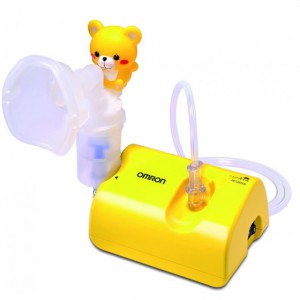 Nebulizador de compresor pediátrico Beracah Medica con boquilla y máscara para administrar medicamentos inhalados a niños.