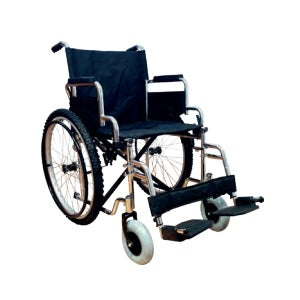 Silla de ruedas neumática de 20 pulgadas TT Cromada de la marca Beracah Medica, con estructura resistente y ruedas grandes.