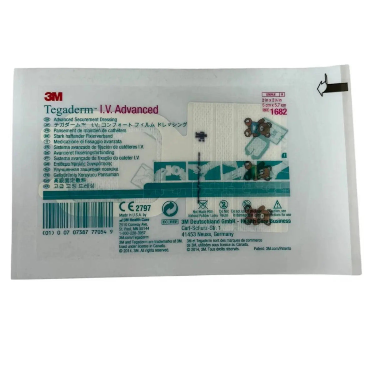 Gasas Tegaderm IV Advance pediátricas de 5x5.7cm de la marca Beracah Médica, caja con 100 parches para curación de heridas.