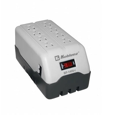 Regulador de voltaje Beracah Medica de 800W para equipos electrónicos, con indicadores y conexiones visibles.