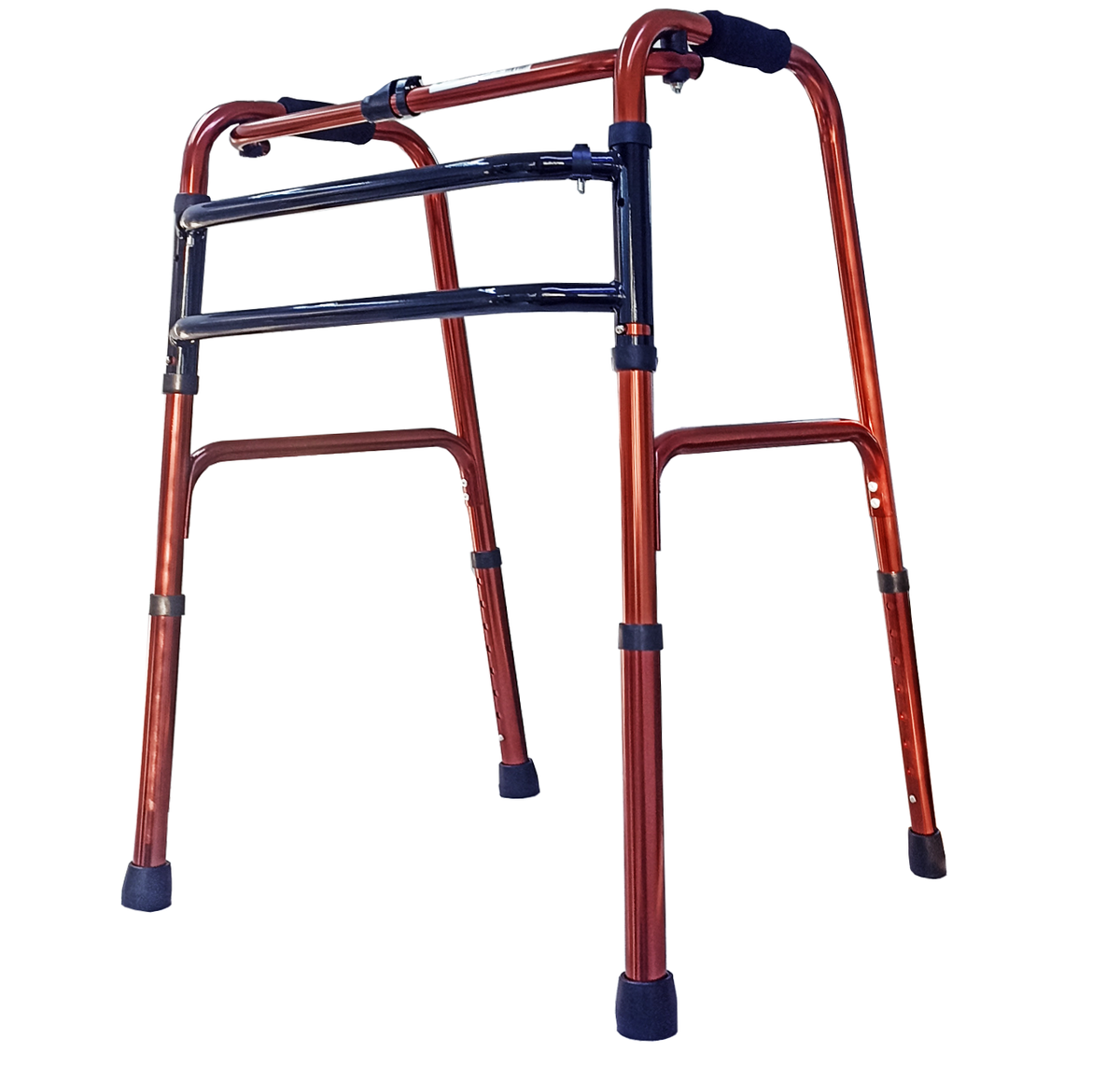 Andadera caminadora recíproca de color bronce de la marca Beracah Médica, con estructura resistente y mango ajustable.
