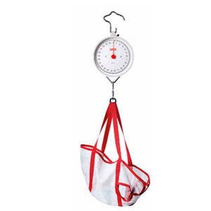 Báscula pediátrica mecánica de suspensión Beracah Médica con capacidad de 25 kg y división de 50 g, para pesar niños pequeños.