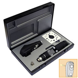 Retinoscopio de franja Beracah Medica con mango tipo C recargable y luz Xenon de 3.5V para exámenes visuales.