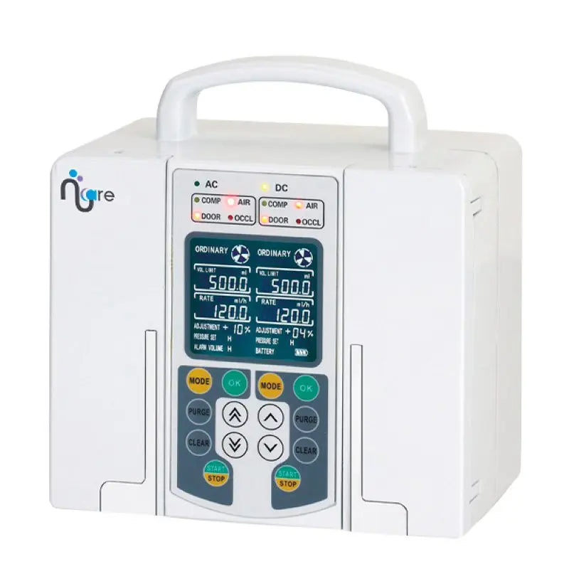 Bomba de infusión de 2 canales Beracah Medica NK-60B con pantalla LCD a color, mostrando controles y pantalla en la imagen.