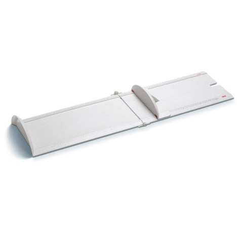 Infantómetro plegable Beracah Médica de 10 a 100 cm con división de 1 mm, muestra la escala y diseño portátil en la imagen.