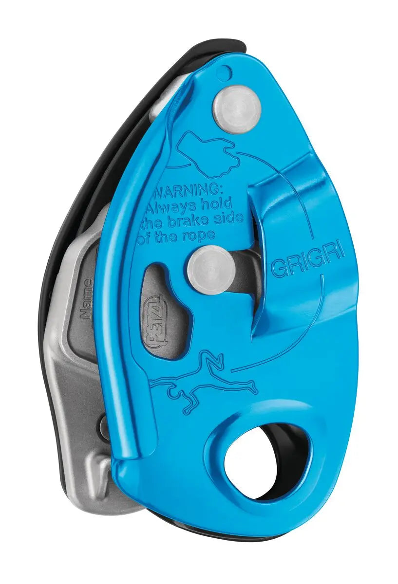 Asegurador de escalada Beracah Medica modelo GRIGRI en color azul turquesa, con bloqueo asistido y diseño compacto.