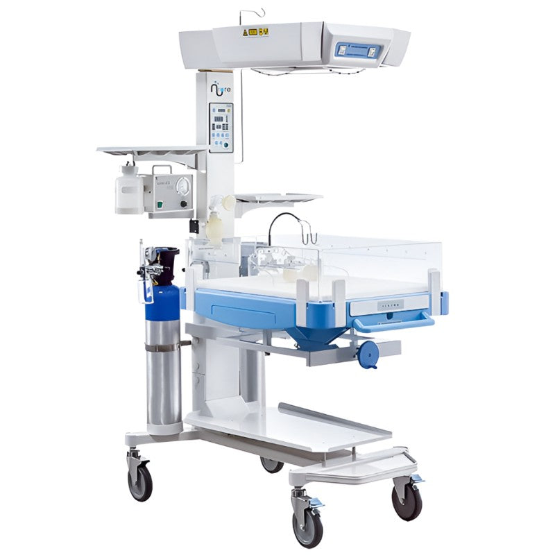 Cuna térmica de calor radiante MSI Beracah Medica modelo NK-F20 con fototerapia y bolsa de reanimación, vista desde un lado