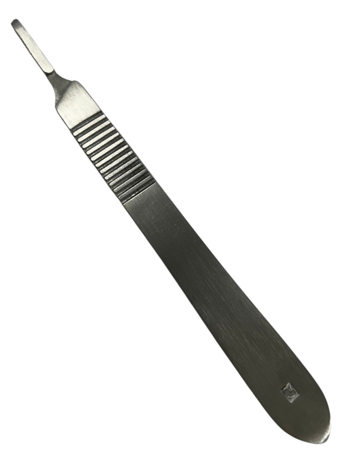 Mango para bisturí HERGOM® hospitalario, instrumental quirúrgico para bisturís, color negro y diseño ergonómico, en uso médico.