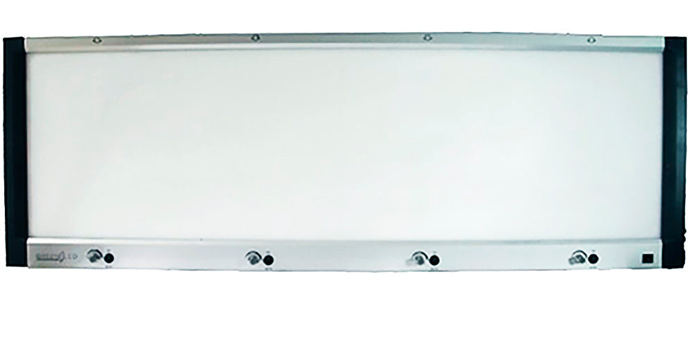 Negatoscopio plano hospitalario Green Led con 4 placas y luz LED de 6300 lux para diagnóstico en equipos médicos.